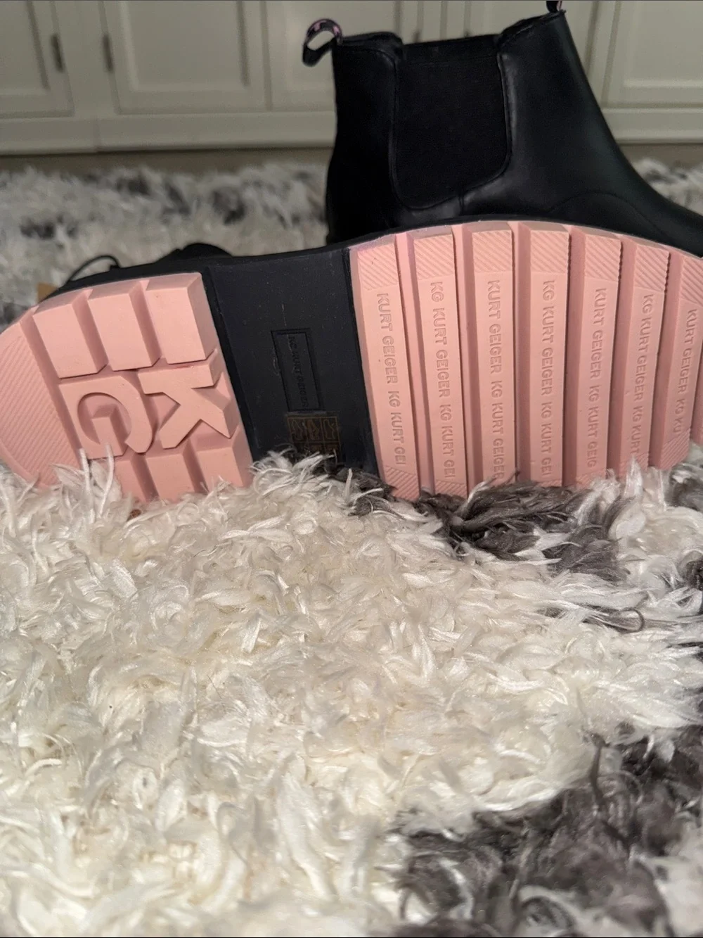 KG KURT GEIGER Tracker vegan leather Chelsea boots